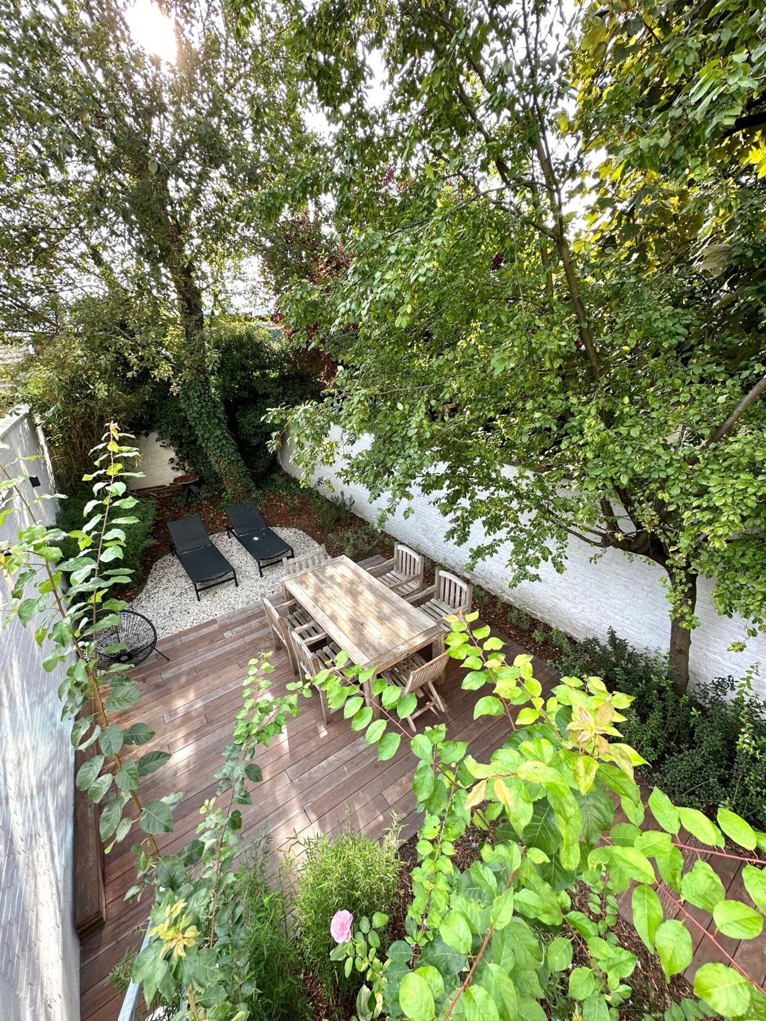 Luxury Apartment With Cosy Garden! Гент Екстериор снимка